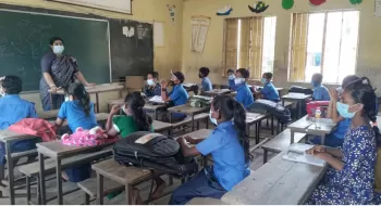 ৫৪৪ দিন পর বাজল স্কুলের ঘন্টা, উচ্ছ্বসিত ঝিনাইদহের শিক্ষার্থীরা