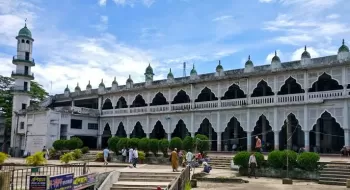 চট্টগ্রামের ঐতিহ্য আন্দরকিল্লা শাহী জামে মসজিদ